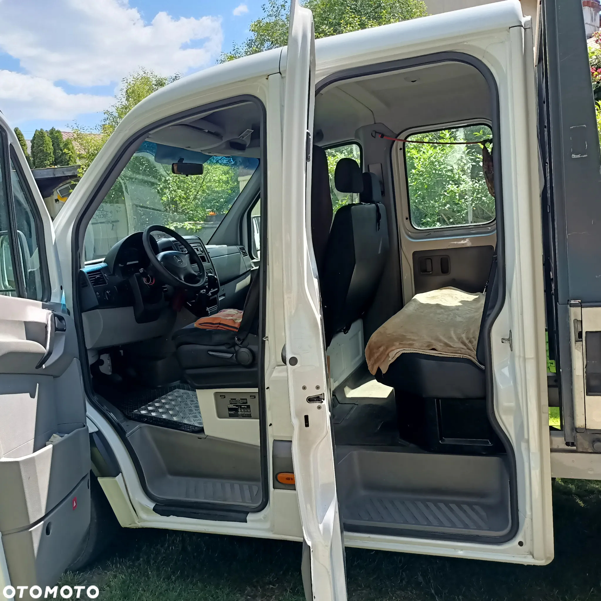 Mercedes-Benz Sprinter - 5