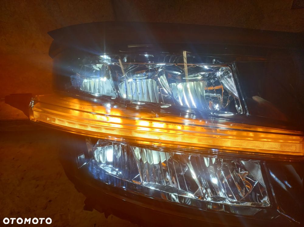 Reflektor renault gama t Evolution lampa - 8