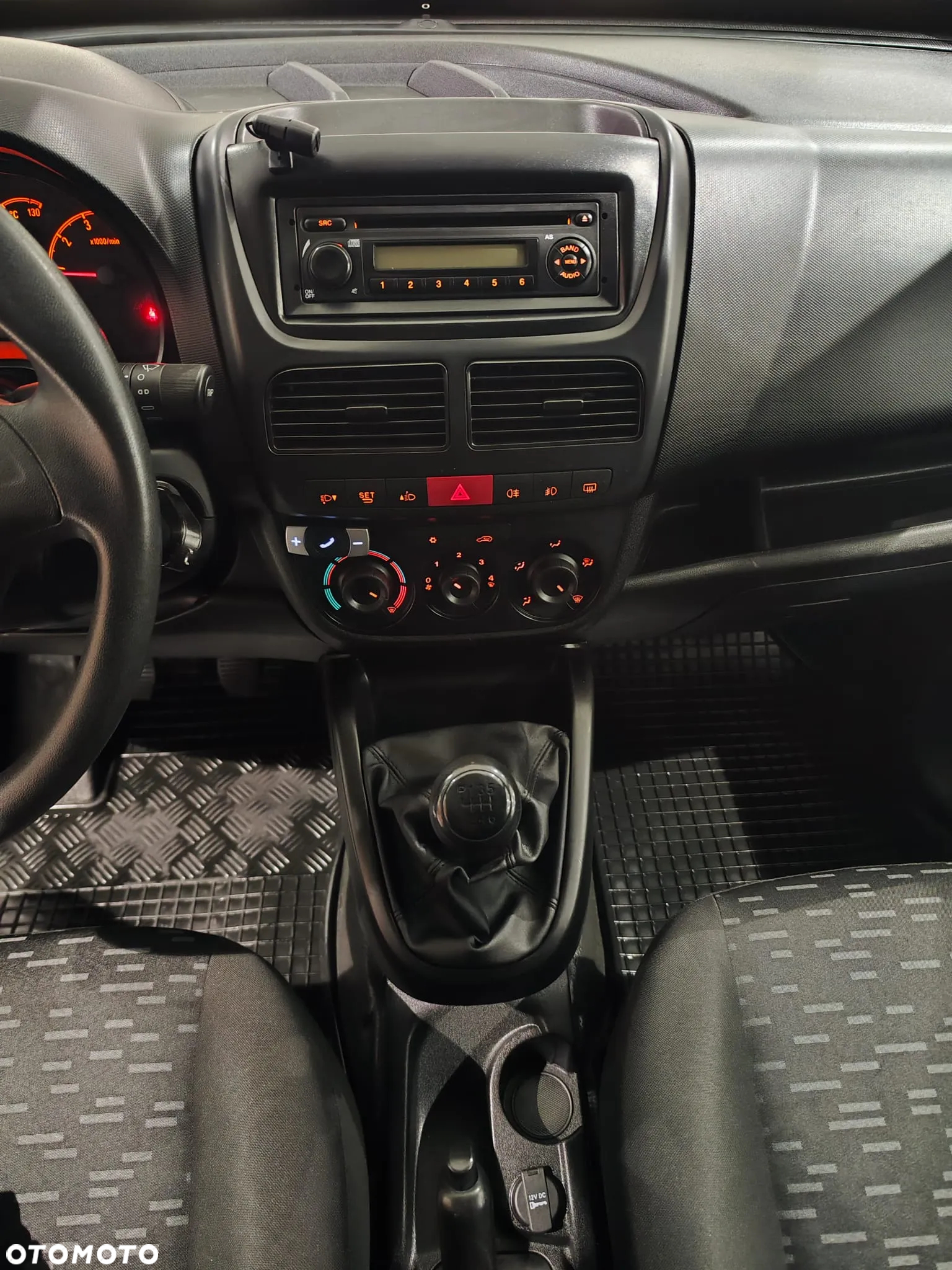 Opel COMBO VAN - 10