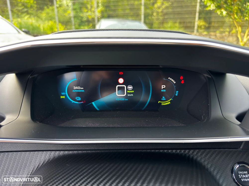 Peugeot e-208 Allure - 19