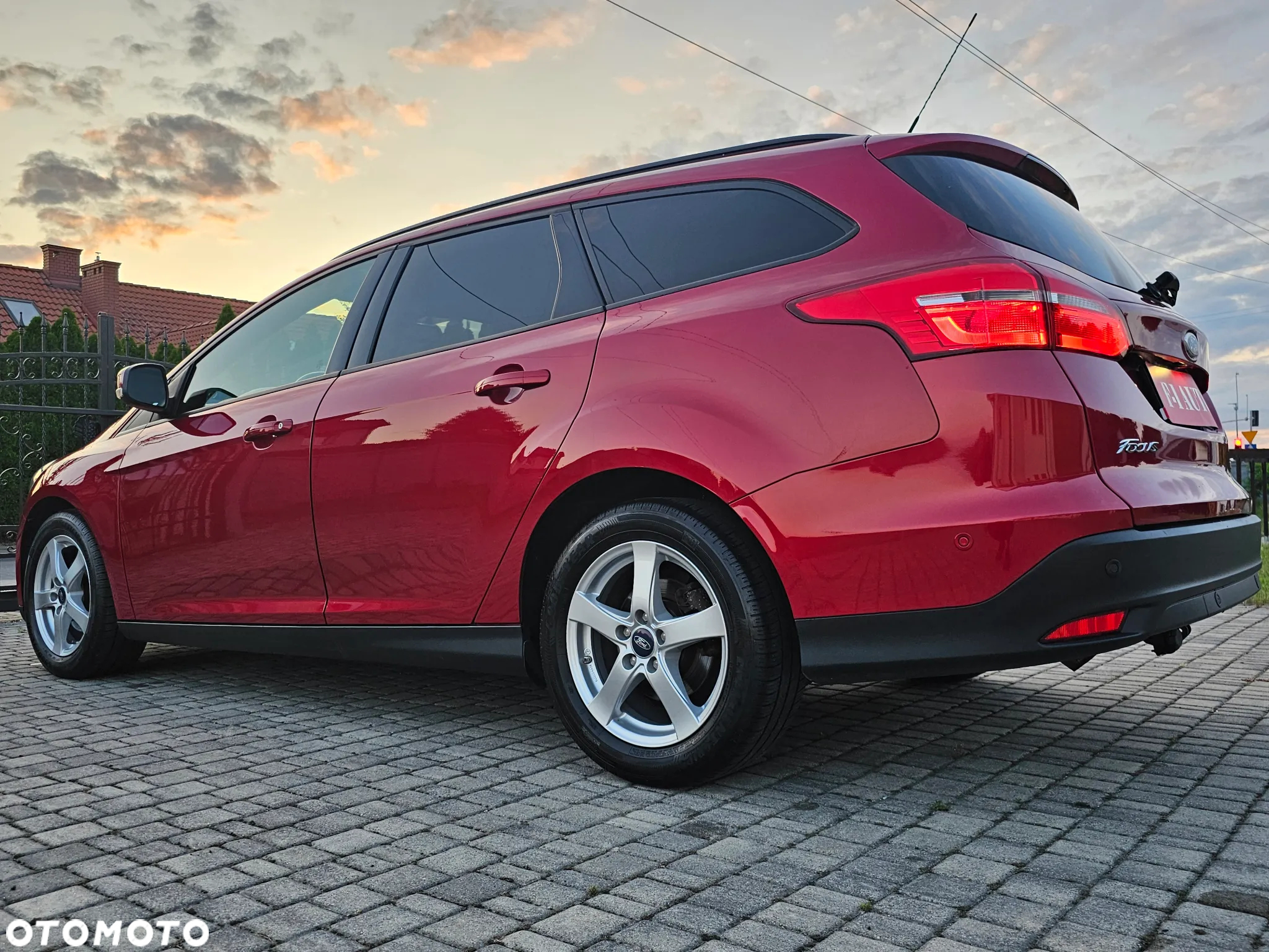 Ford Focus Turnier 1.0 EcoBoost Start-Stopp-System ACTIVE X - 16