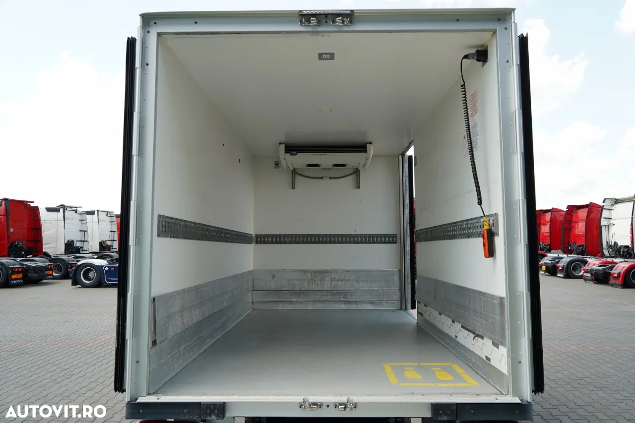 Renault MASTER / FRIGIDER / LAMBERT / UNITATE CARRIER XARIOS 350 / ELEVATOR DHOLLANDIA 750 KG / MASĂ NETĂ: 3500 KG / 2020 - 19