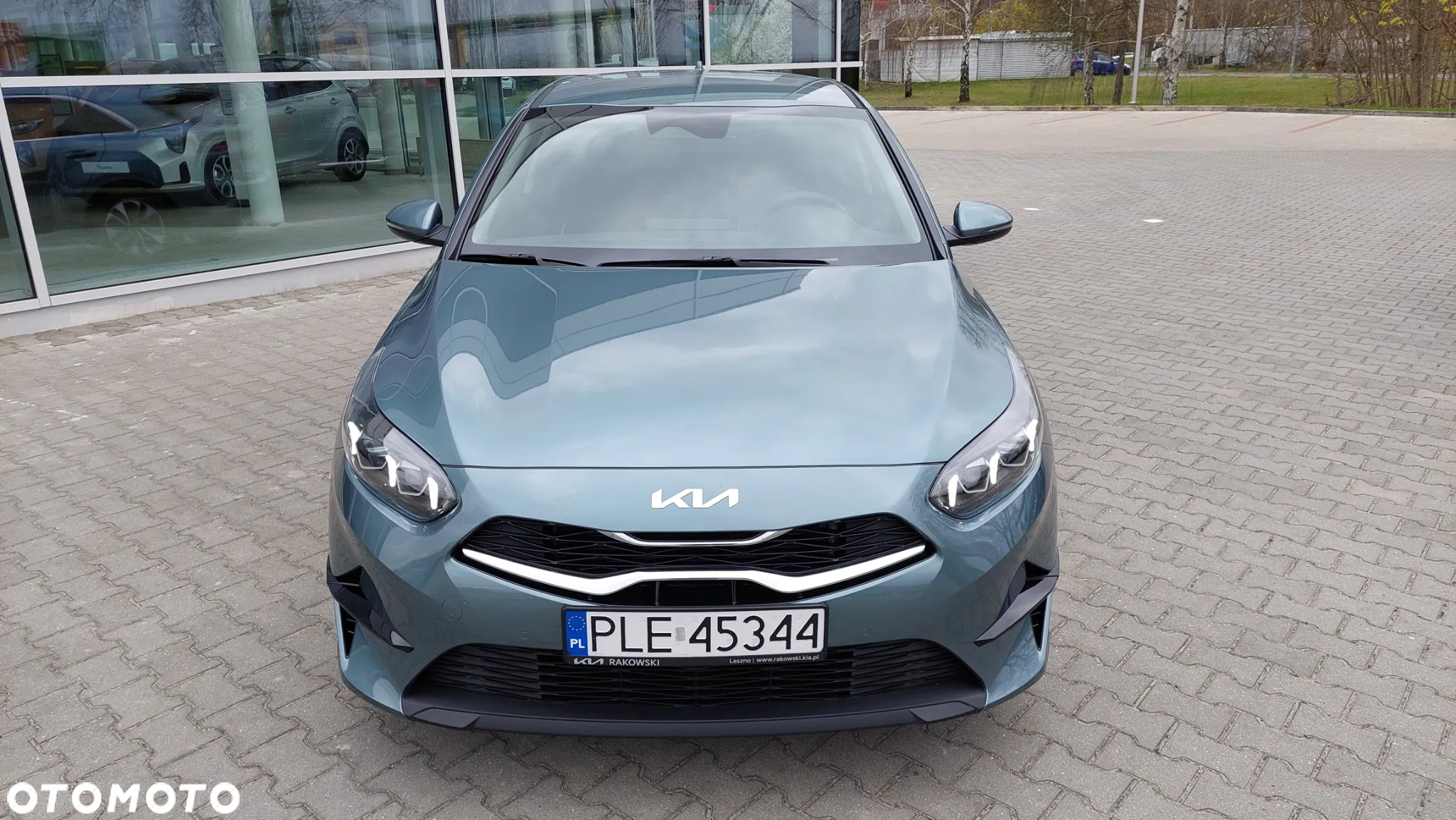 Kia Ceed - 8