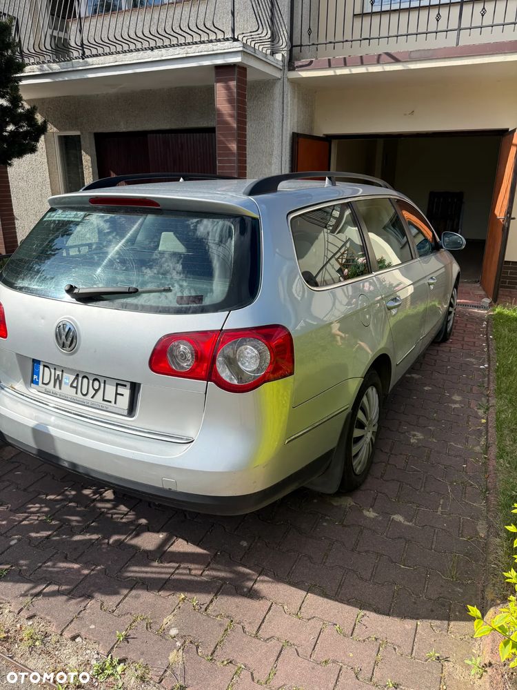Volkswagen Passat 2.0 TDI Comfortline - 3