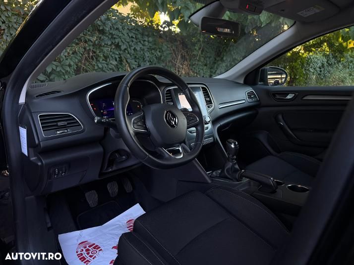 RENAULT Megane 2021 — imagine 5