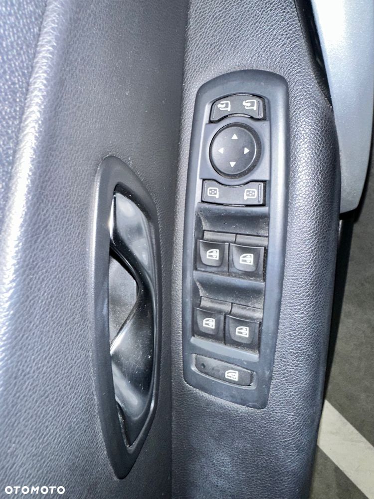 Renault Fluence - 18