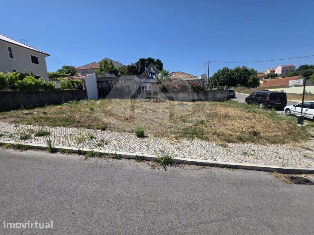 Terreno urbano com 283 m² na Portela da Azóia, Santa Iria de Azóia - Grande imagem: 5/7