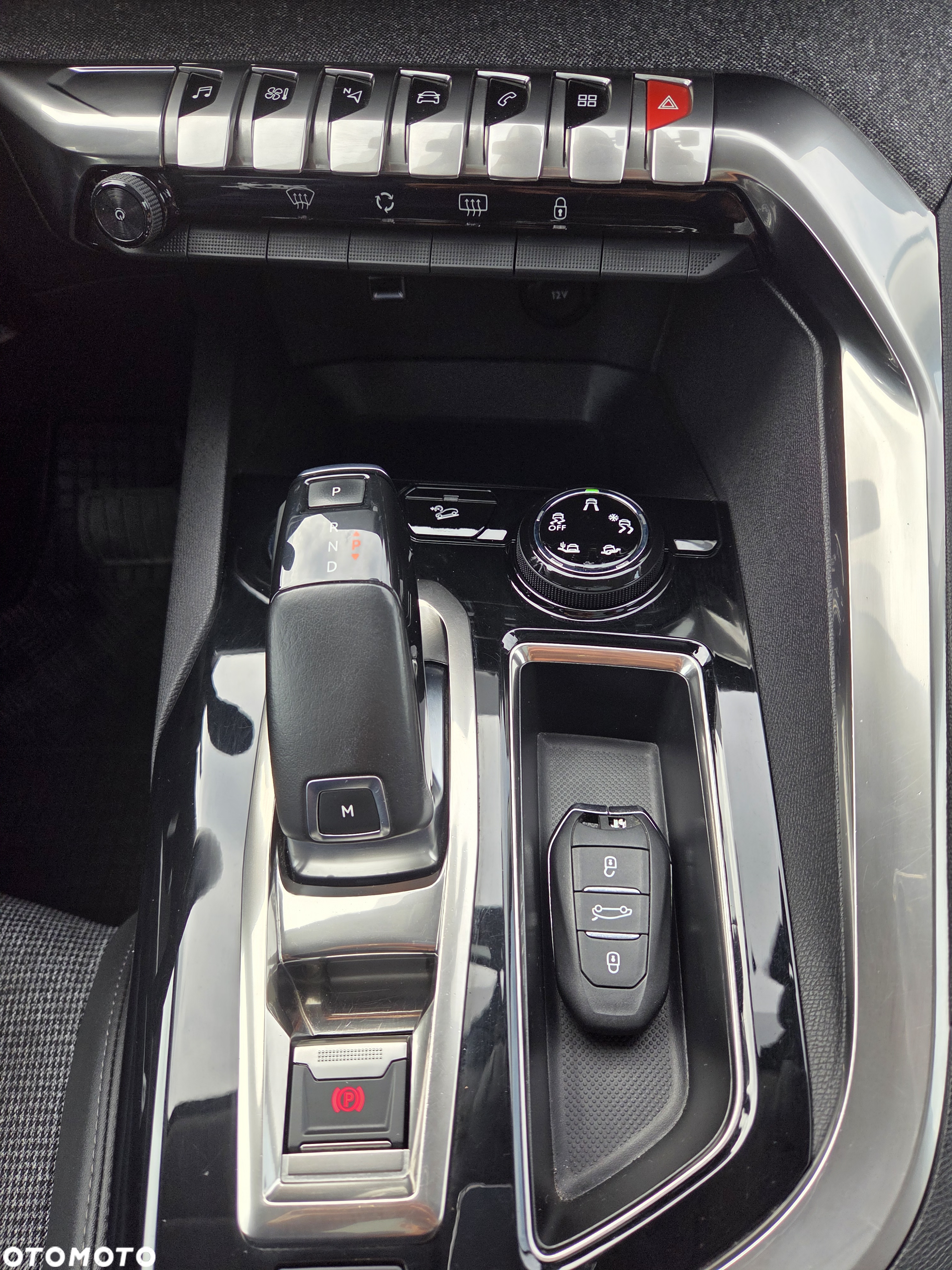 Peugeot 3008 1.2 PureTech Allure S&S EAT6 - 12