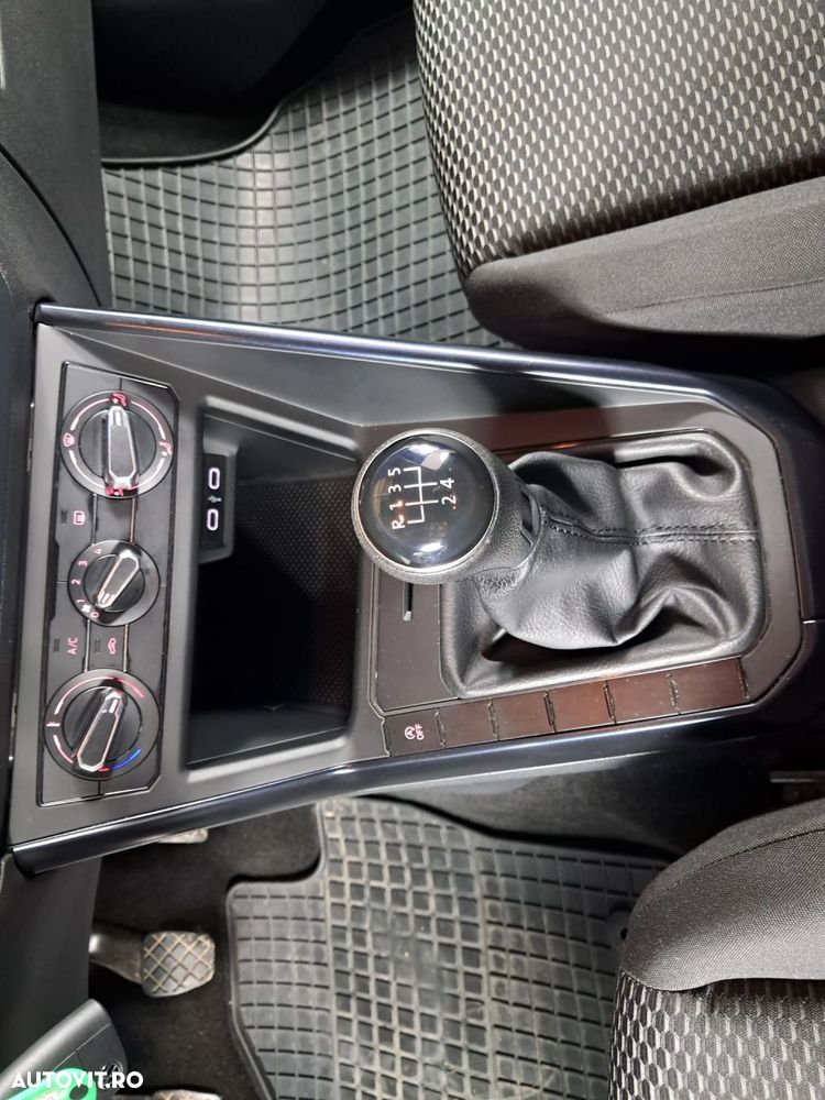 Volkswagen Polo - 20