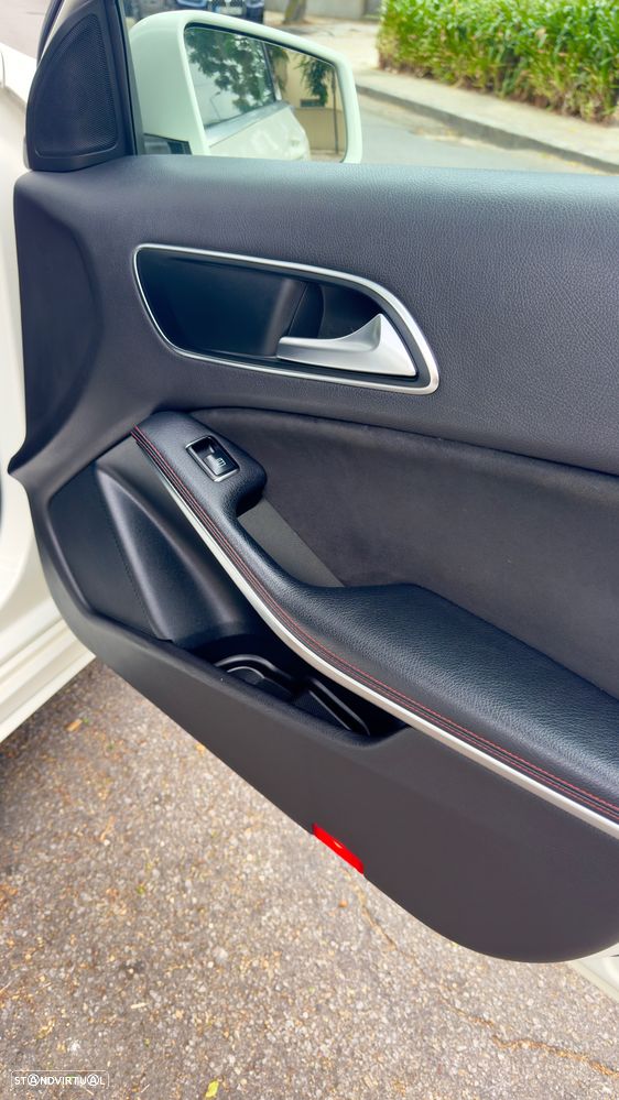 Mercedes-Benz A 180 CDI (BlueEFFICIENCY) AMG Sport - 18