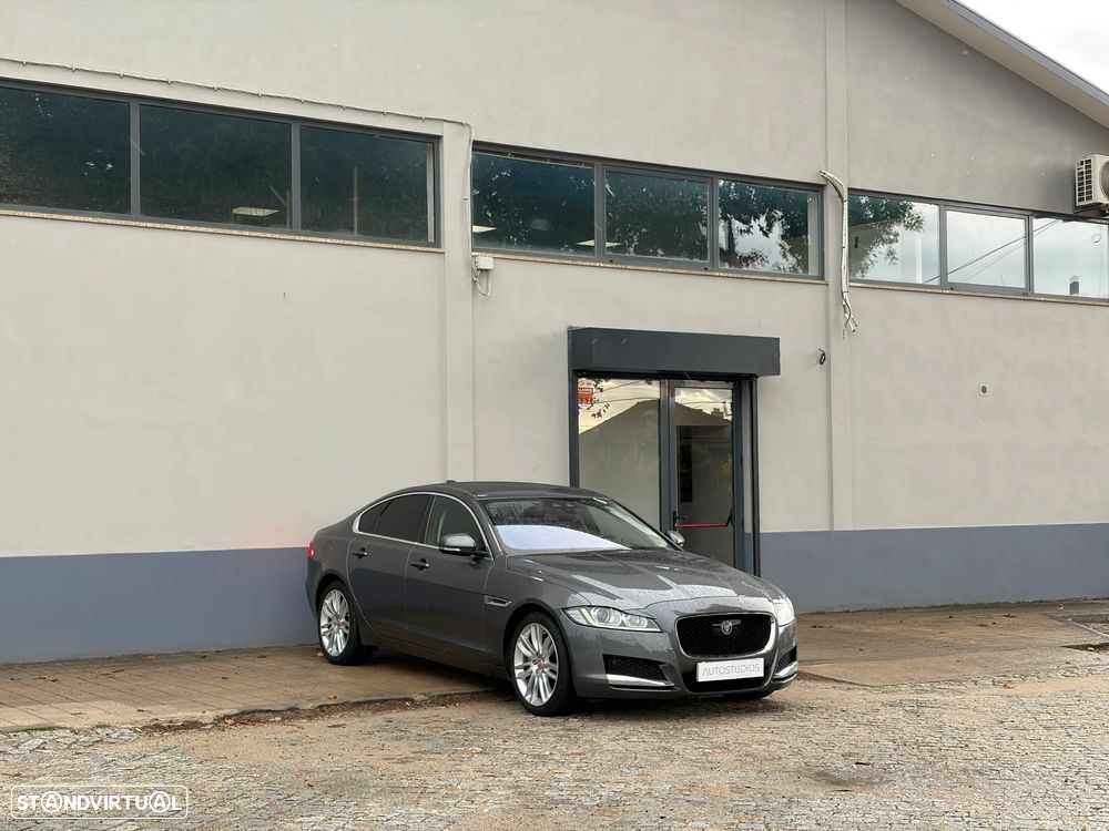 Jaguar XF 20d Aut. Prestige - 11