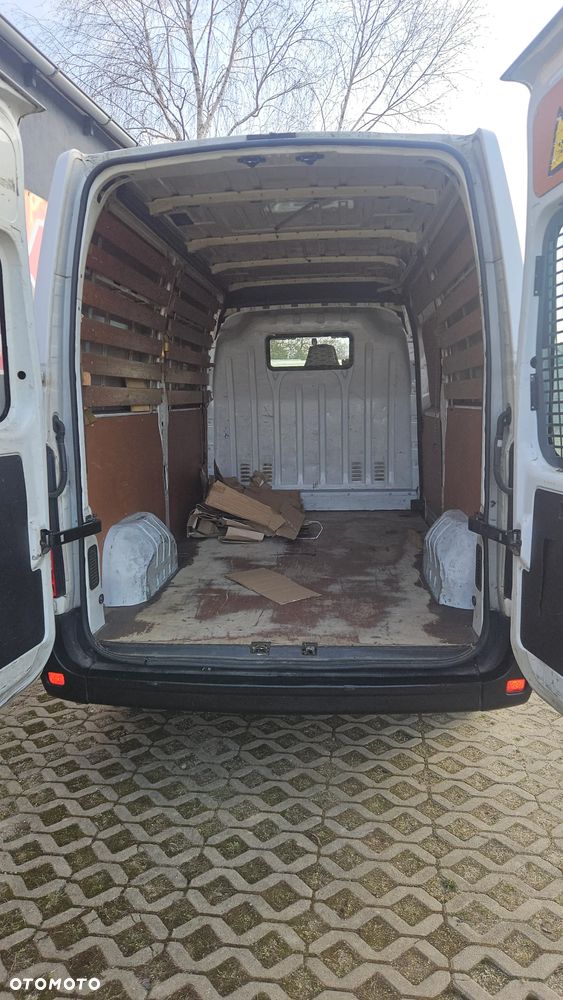 Renault Master III - 8