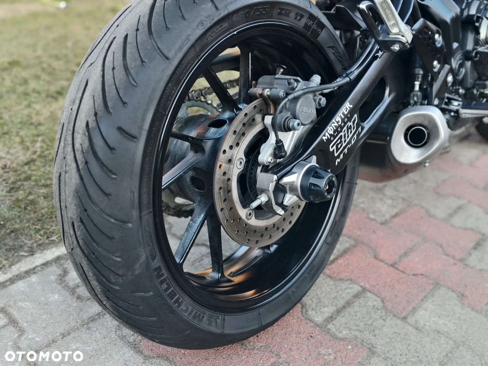 Yamaha MT - 5