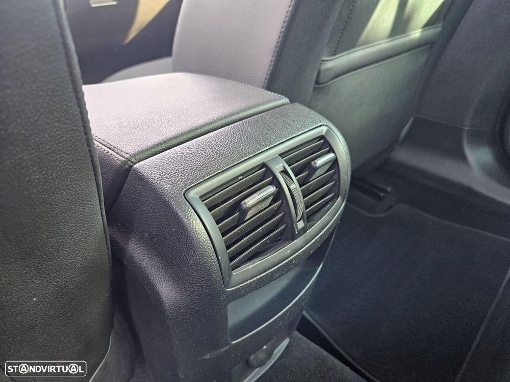 Opel Insignia 2.0 CDTi Executive S/S - 39