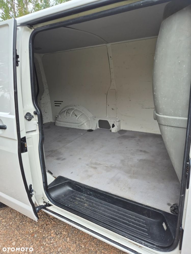 Volkswagen Transporter - 5