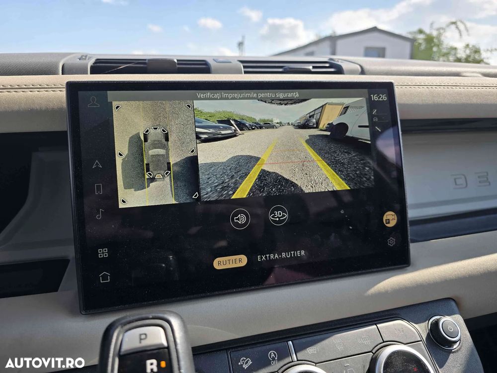 Land Rover Defender - 19