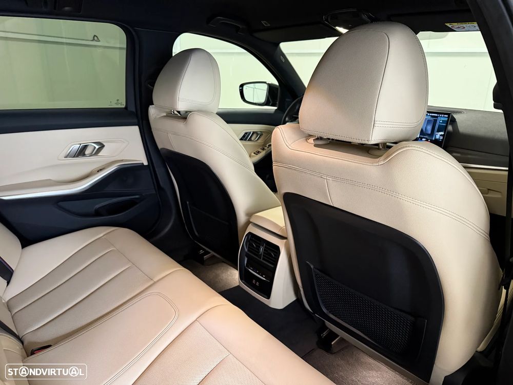 BMW 330 e Aut. M Sport - 16