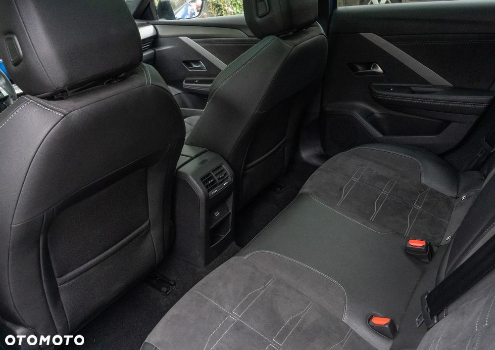 Opel Astra 1.5 CDTI Ultimate S&S - 26