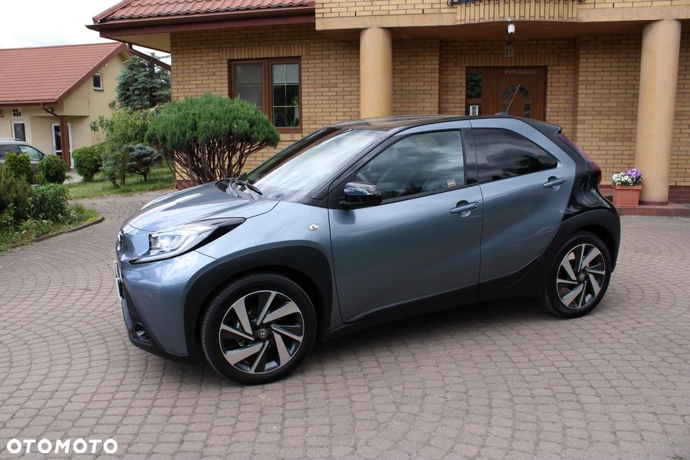 Toyota Aygo X 1.0 VVT-i Executive - 4