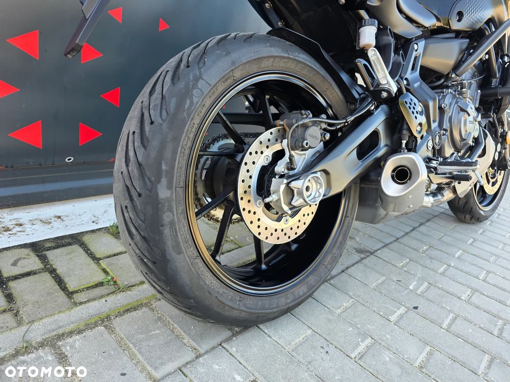 Yamaha MT - 21