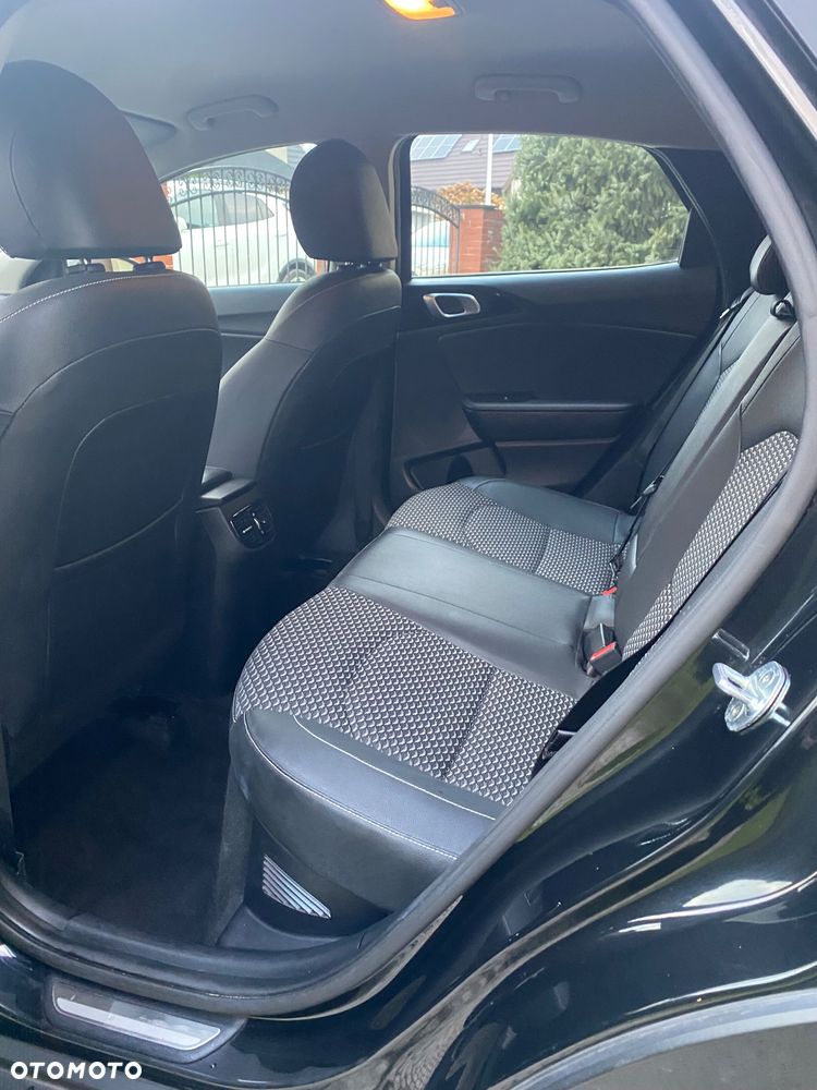 Kia XCeed 1.6 GDI PHEV L Business Line DCT - 14