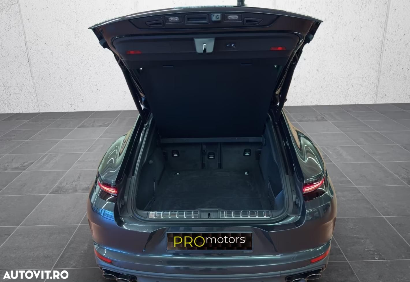 Porsche Panamera - 26