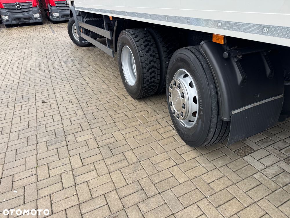 Scania R 450 KONTENER / IZOTERMA 7.45m - WINDA - 22