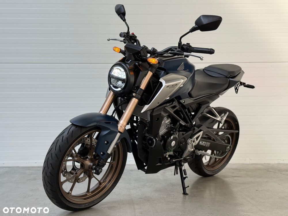 Honda CB - 7