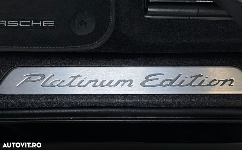 Porsche Cayenne Tiptronic S Platinum Edition - 13