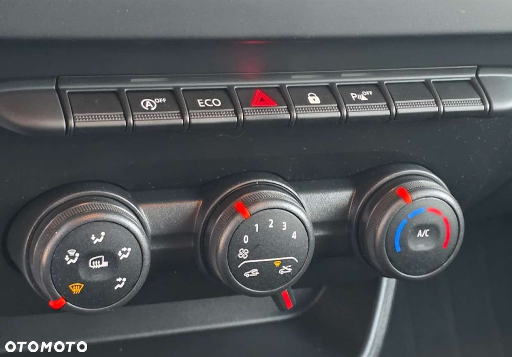 Renault Express Van - 19