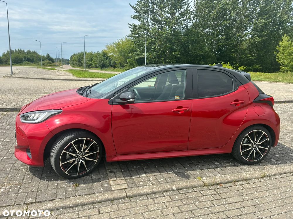 Toyota Yaris Hybrid 1.5 GR Sport - 9