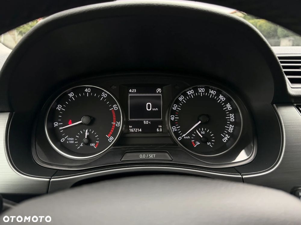 Skoda Fabia - 13