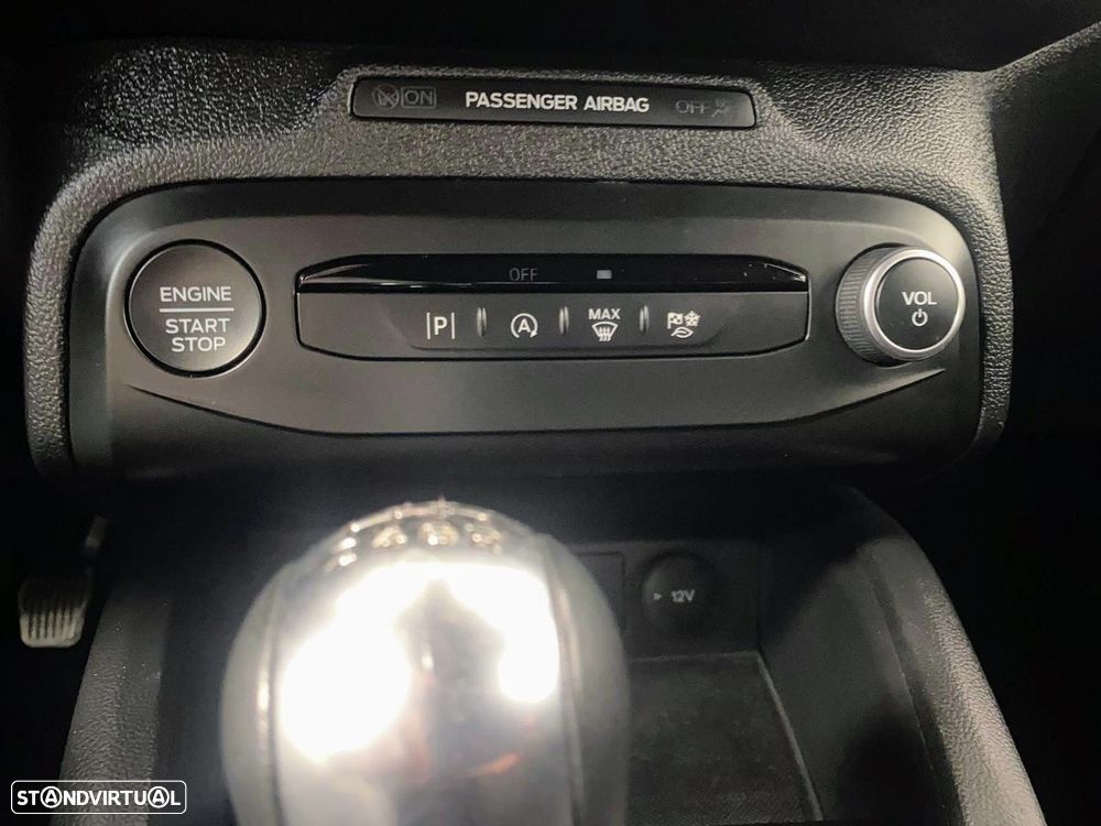 Ford Focus 1.0 EcoBoost MHEV ST-Line - 23