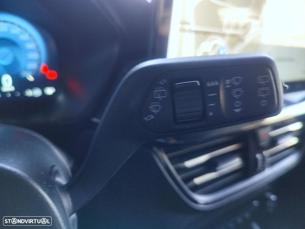 Ford Focus SW 1.0 EcoBoost MHEV ST-Line Aut. - 24