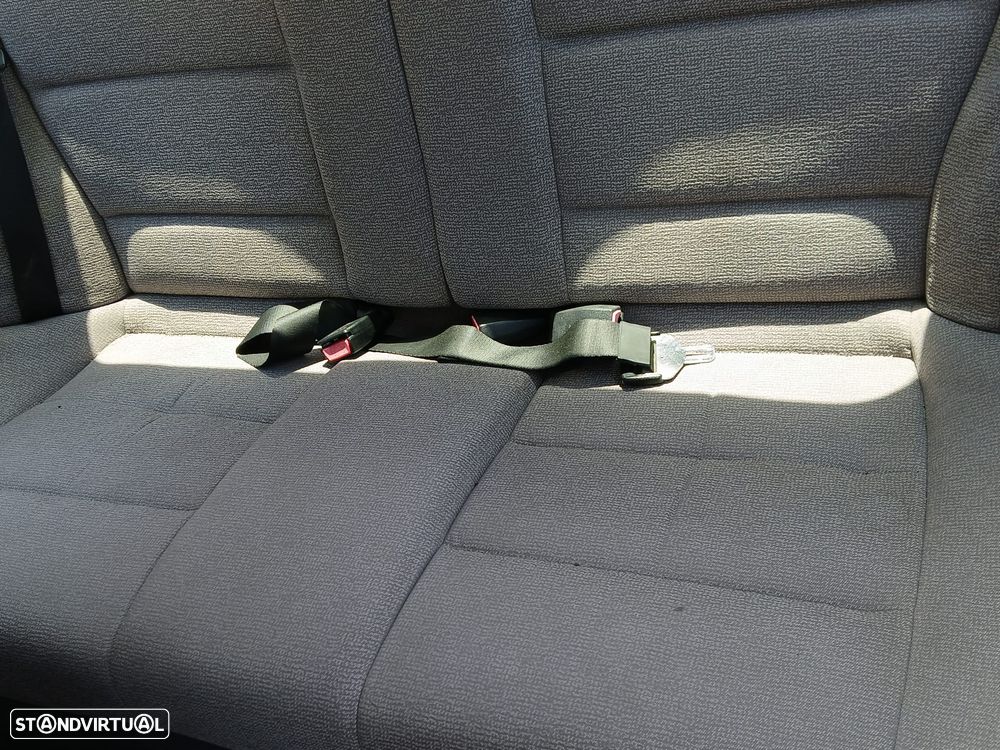 BMW 318 ti Compact - 8