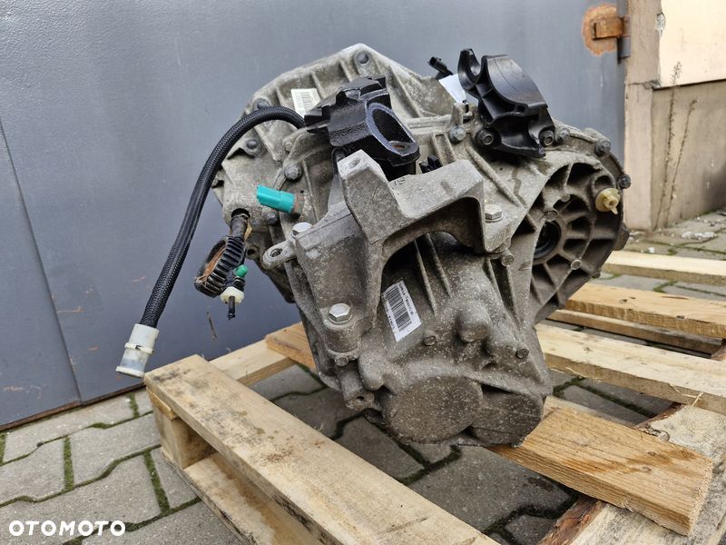 RENAULT MEGANE III 3 SCENIC III 3 1.5 DCI SKRZYNIA BIEGÓW MANUAL 6B TL4A056 TL4 - 9