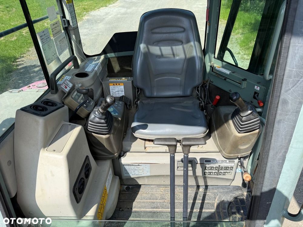 Yanmar B6-6A - 11