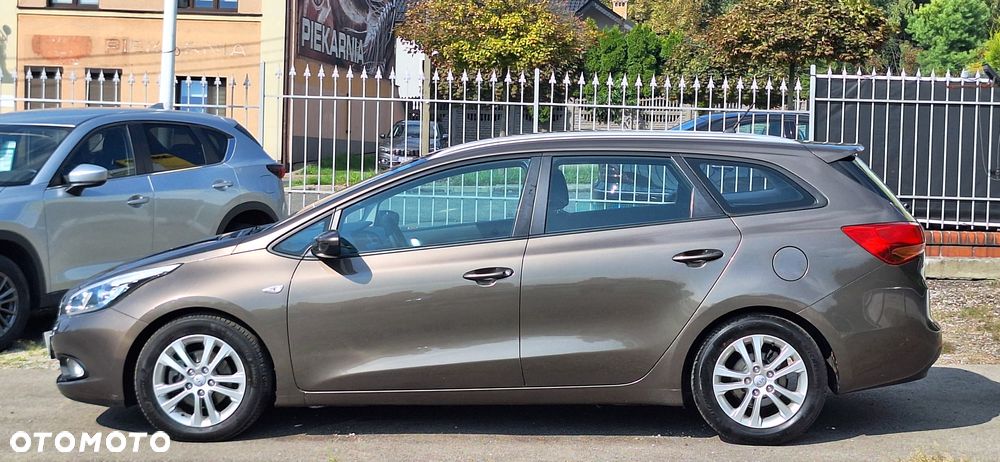 Kia Ceed Cee'd 1.6 GDI L - 15
