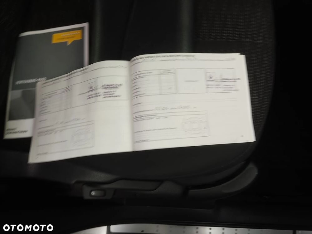 Renault Scenic 2.0 16V Privilege - 33