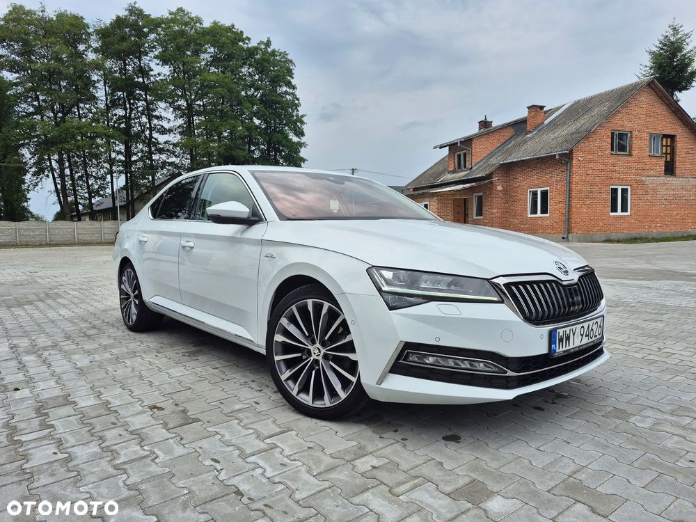 Skoda Superb 2.0 TDI SCR 4x4 L&K DSG - 1
