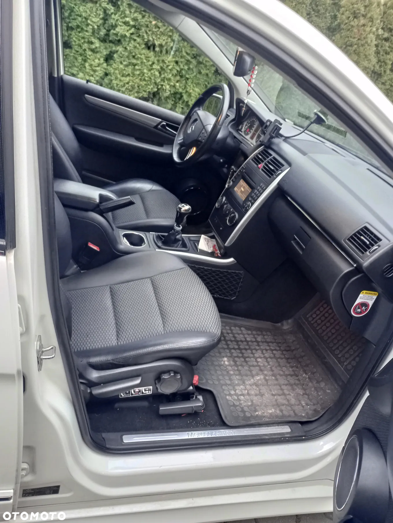 Mercedes-Benz Klasa B 200 CDI - 10