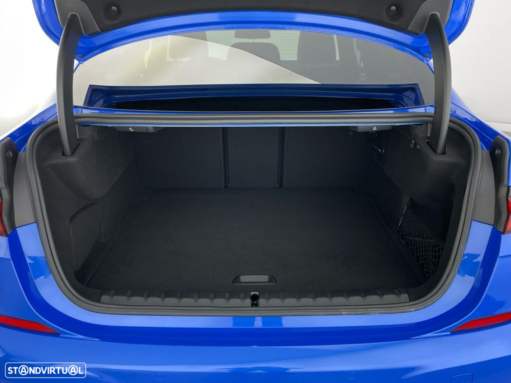BMW 218 Gran Coupé i Pack Desportivo M - 13