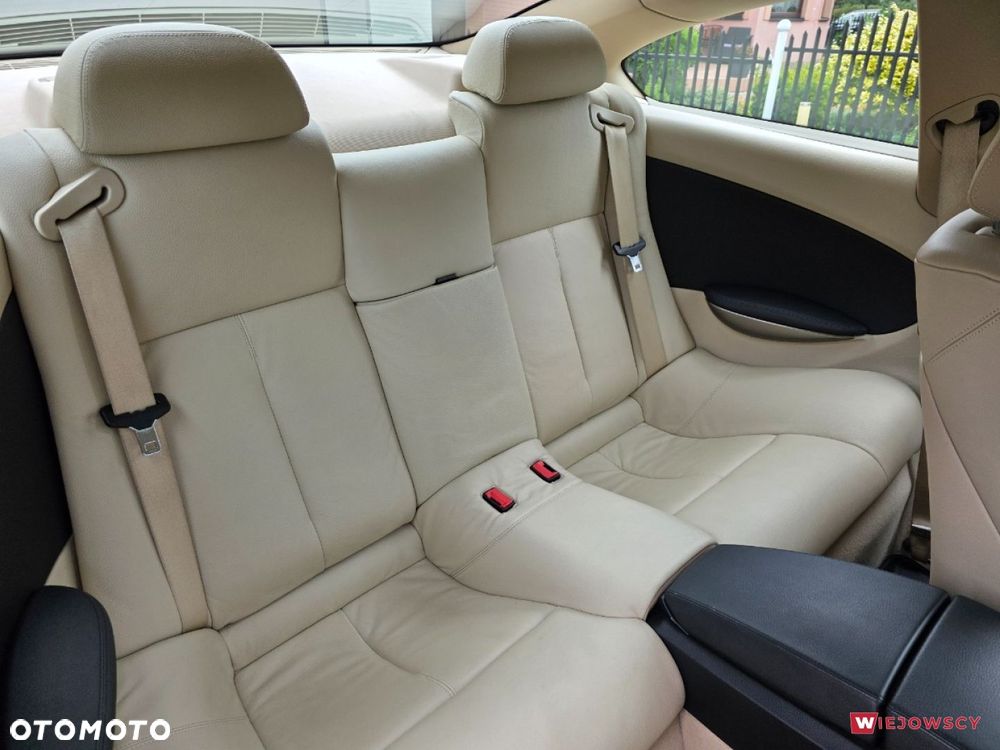 BMW Seria 6 650 i - 18