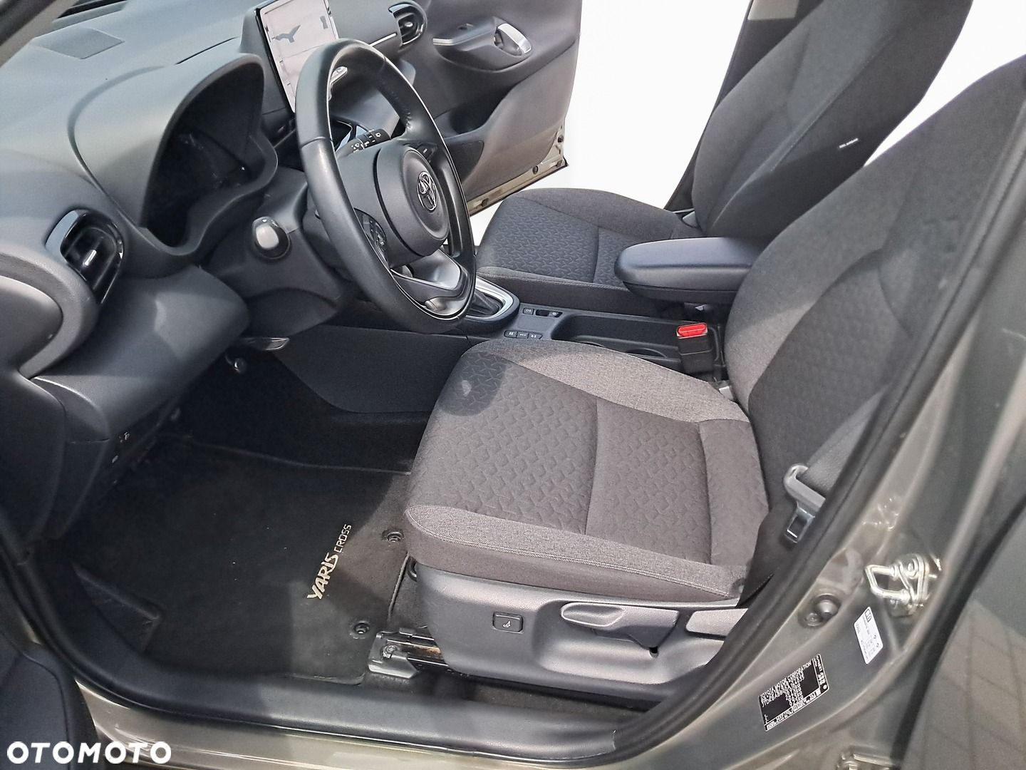 Toyota Yaris Cross - 19