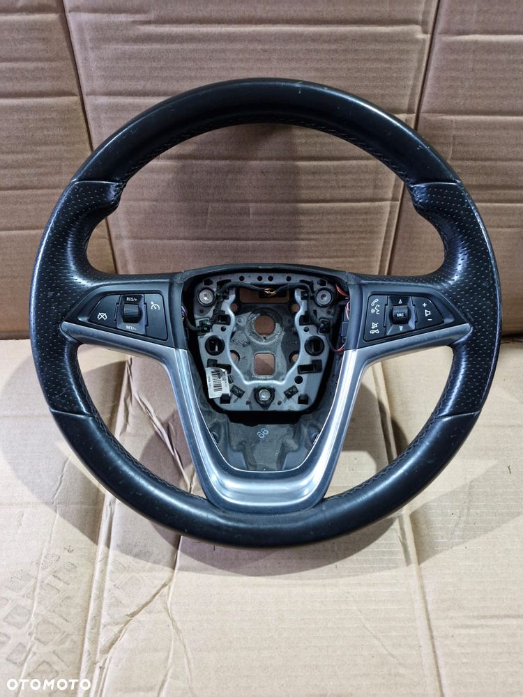 Kierownica skórzana skóra Opel Insignia A multi
