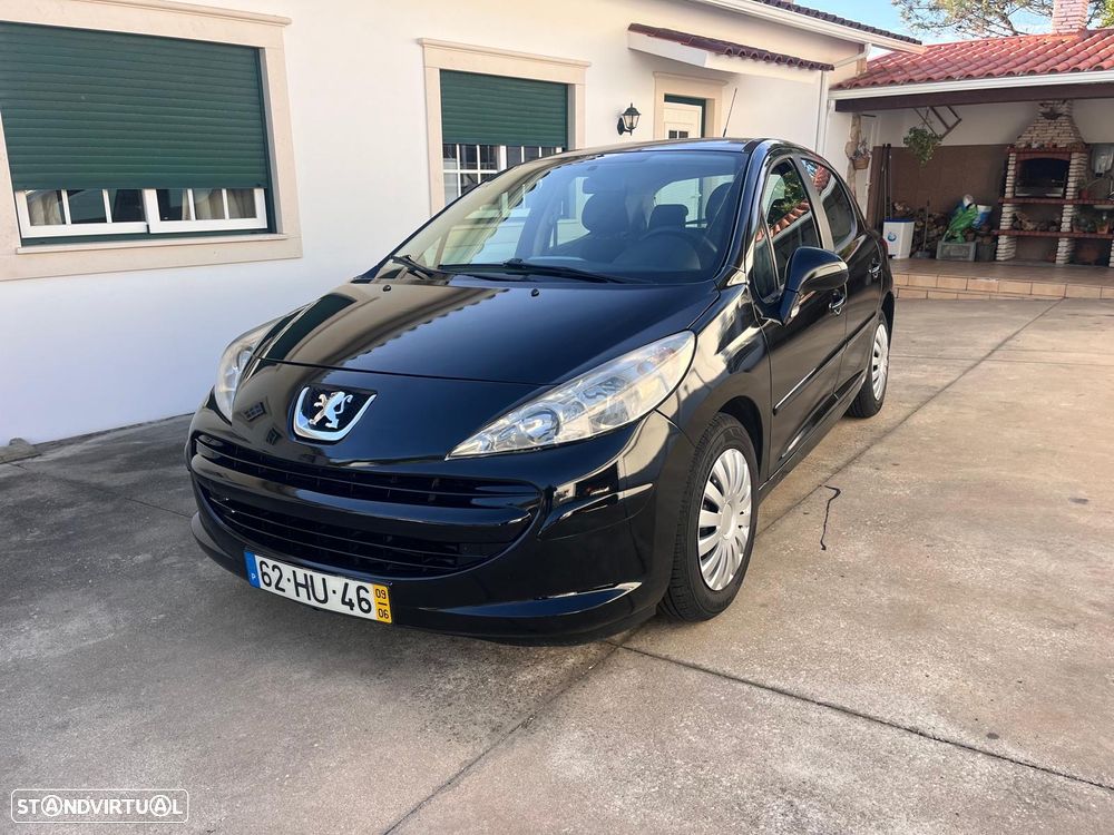 Peugeot 207 1.4 HDi Urban - 1