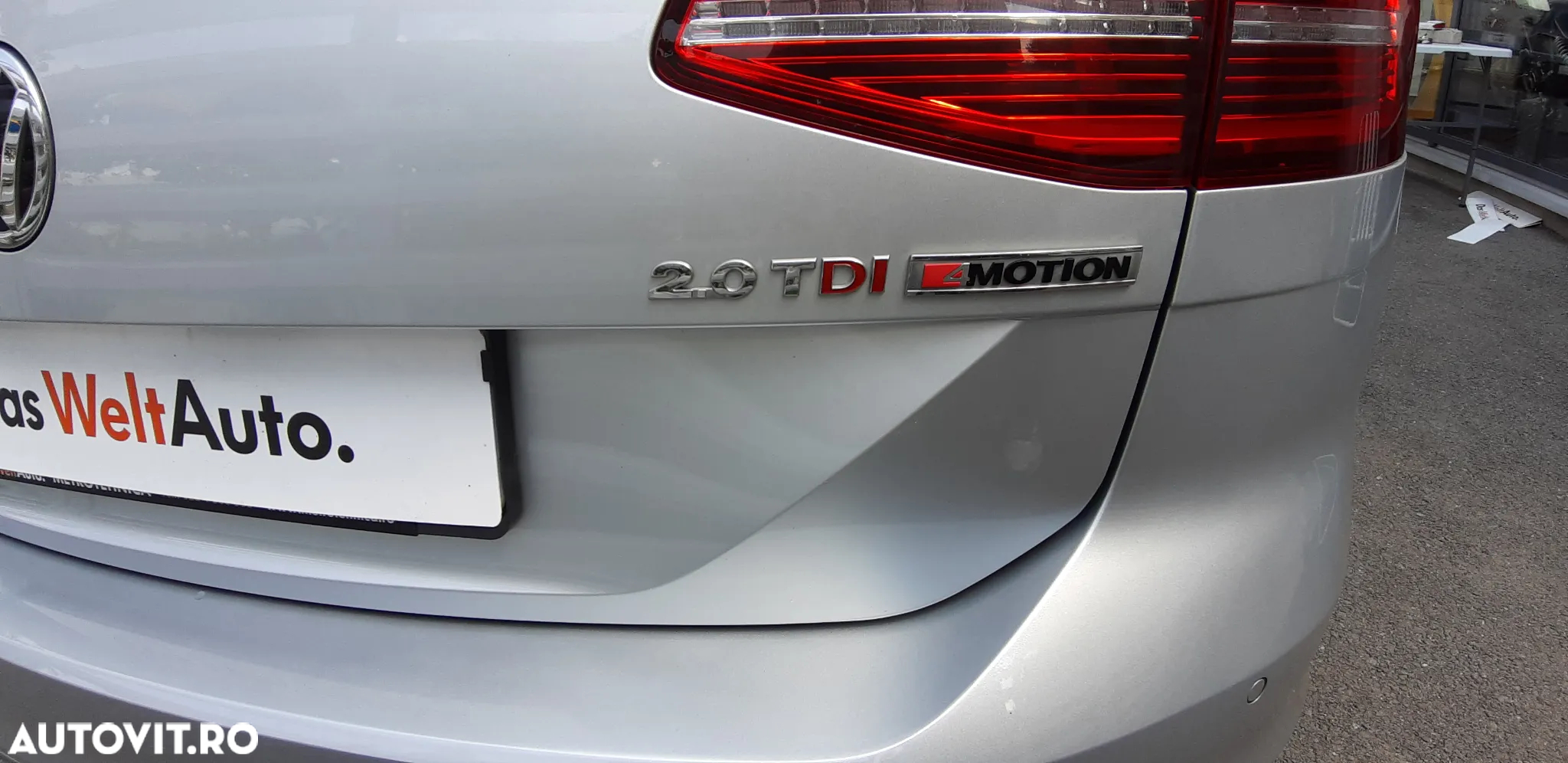 Volkswagen Passat Variant 2.0 TDI DSG 4Motion Highline - 6