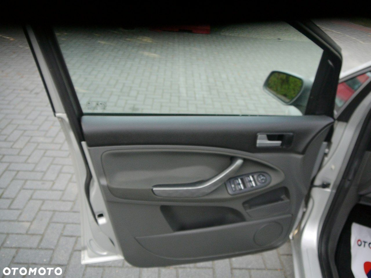 Ford C-MAX - 17