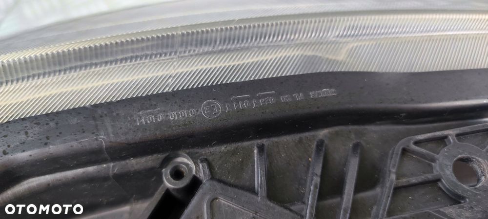 lampa prawy prawa lewa lewy przód przednia RENAULT LAGUNA II 2 LIFT XENON - 8