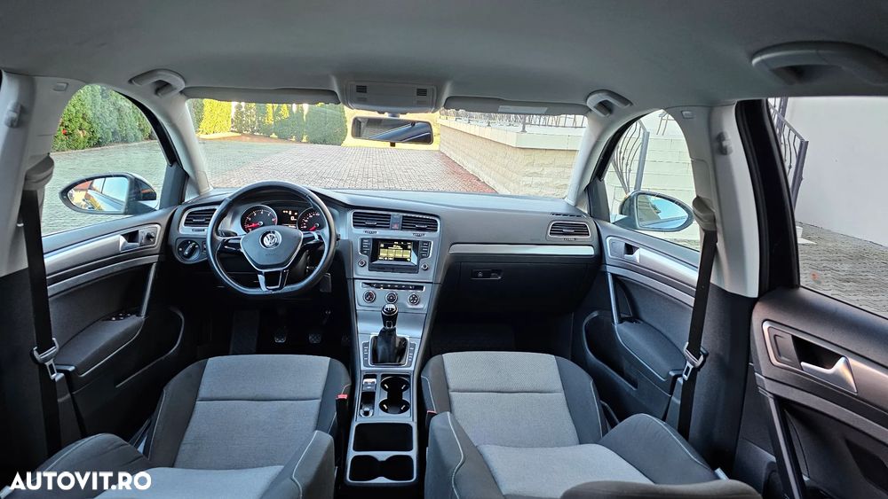 Volkswagen Golf 1.2 TSI BlueMotion Technology Comfortline - 16